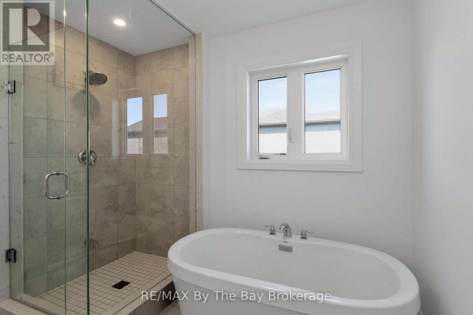 52 Amber Drive, Wasaga Beach, Ontario  L9Z 0R9 - Photo 36 - S13246886