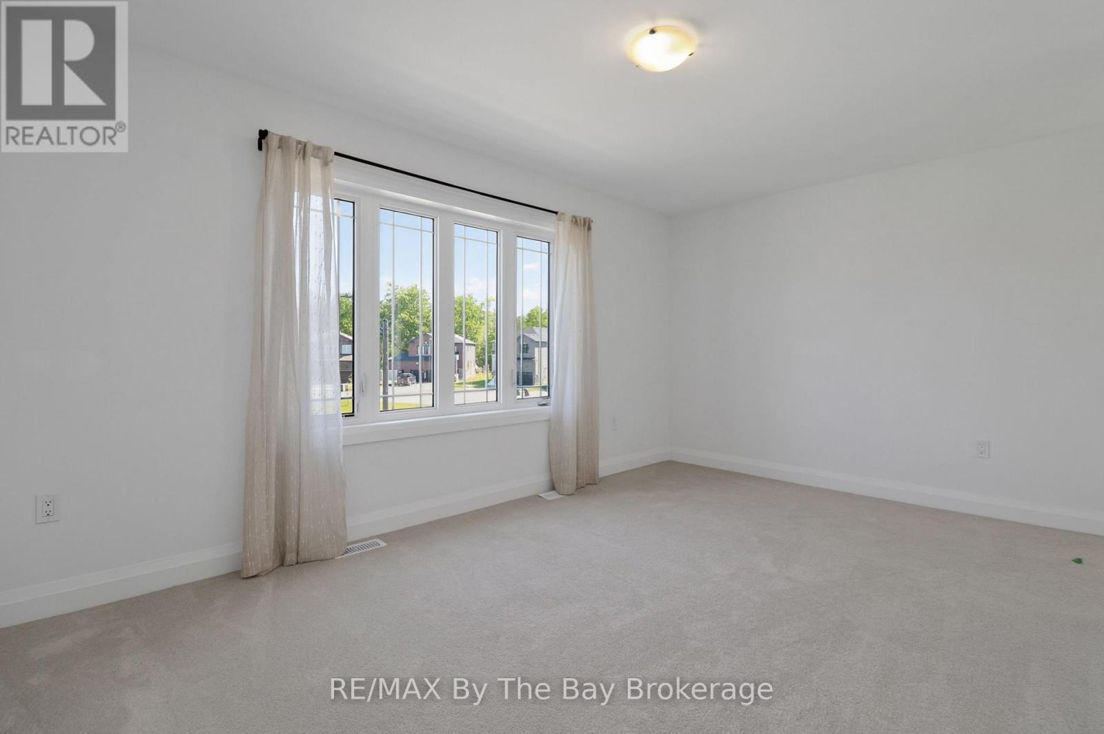 52 Amber Drive, Wasaga Beach, Ontario  L9Z 0R9 - Photo 41 - S13246886