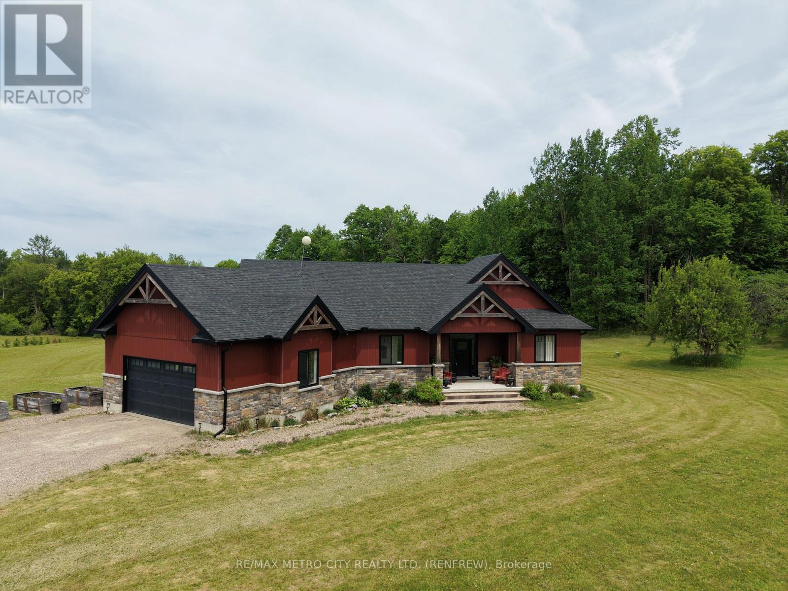 782 Bruce Street, Horton, Ontario  K7V 3Z4 - Photo 3 - X13025306