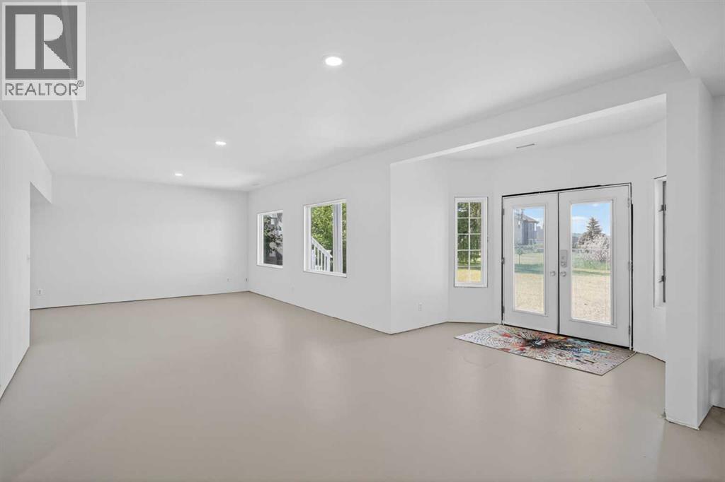 523 Scimitar Bay NW, Calgary, Alberta  T3L 1S6 - Photo 39 - A2317968