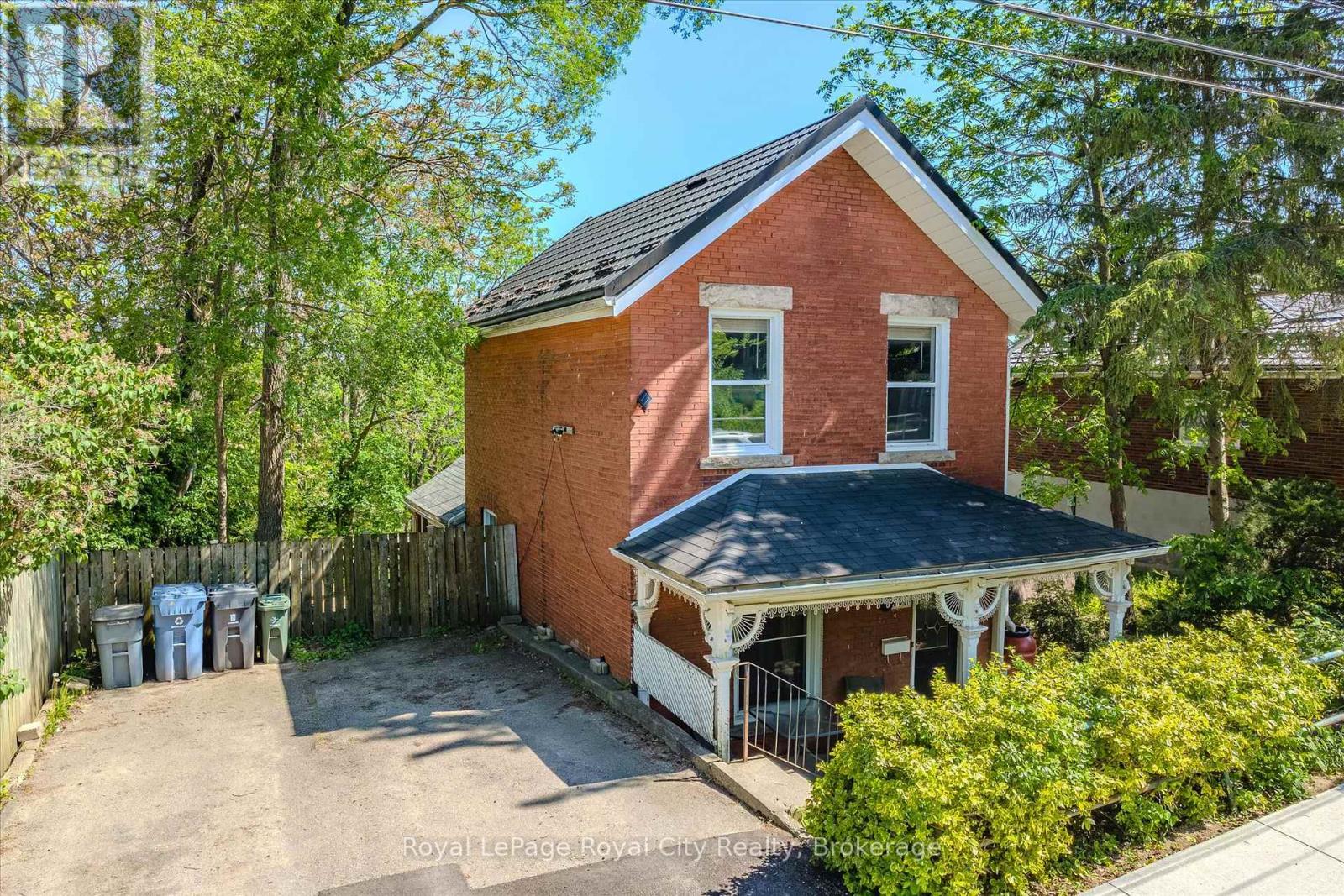 115 Grove Street, Guelph, Ontario  N1E 2W8 - Photo 2 - X13247094