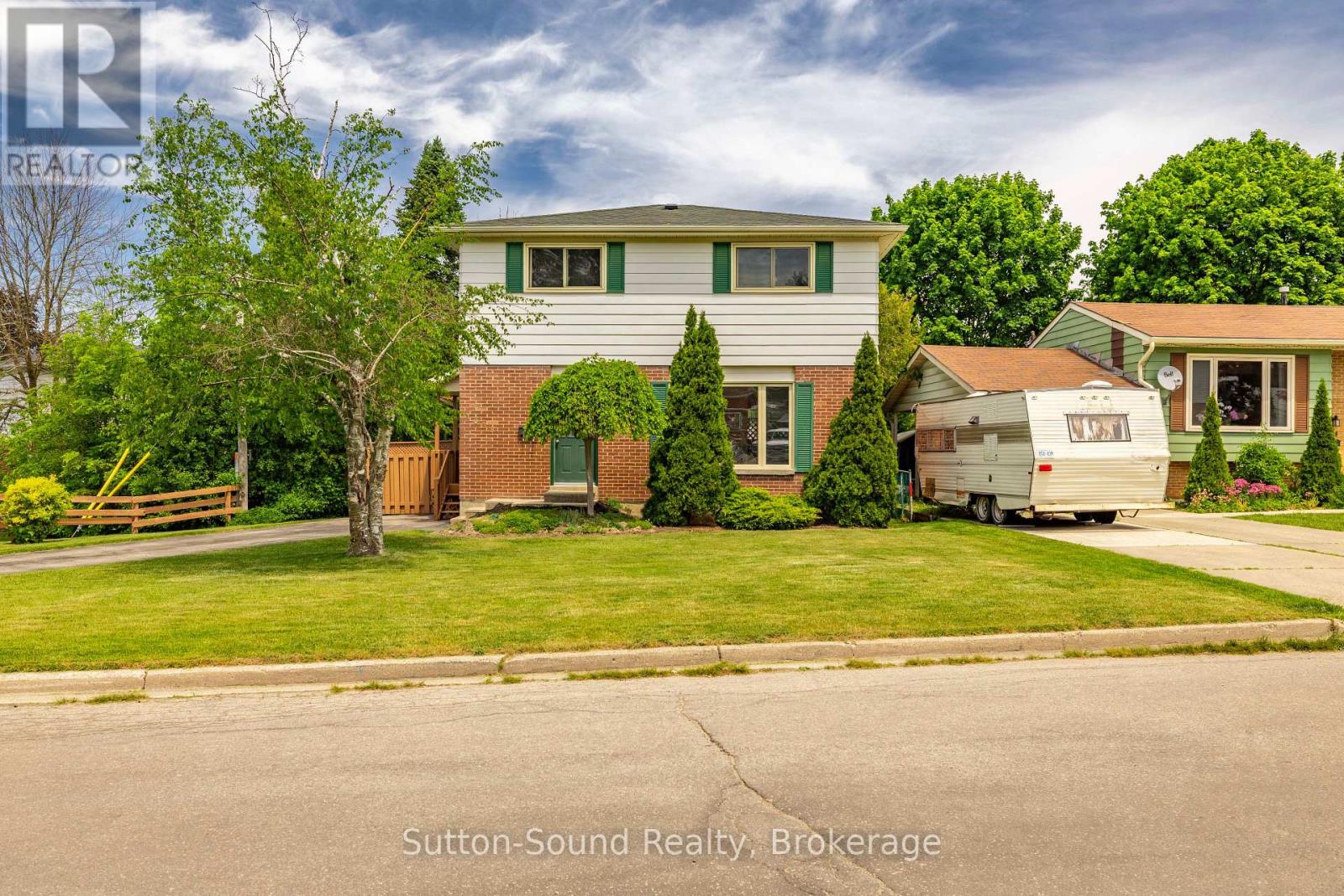 1038 11TH STREET E, Owen Sound, Ontario