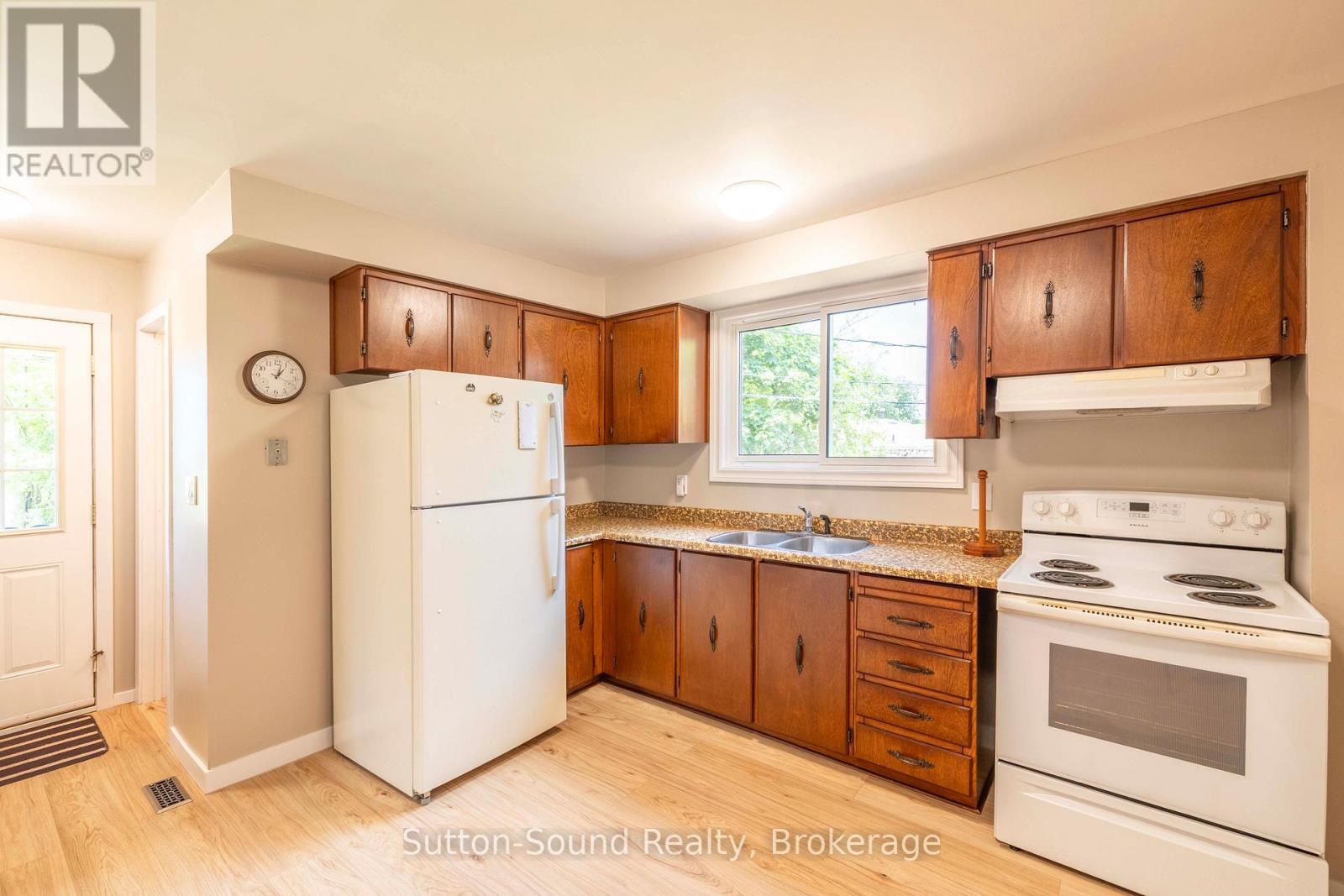 1038 11th Street E, Owen Sound, Ontario  N4K 5V6 - Photo 11 - X13247196