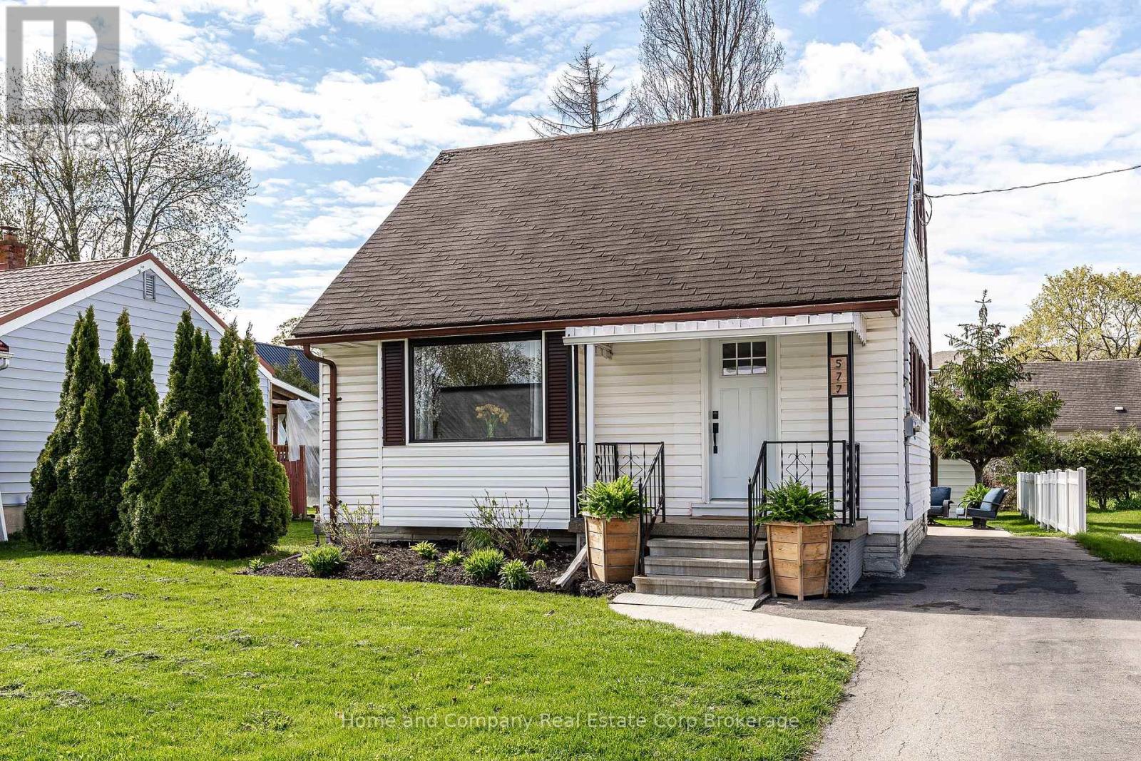 577 ALBERT STREET, Stratford, Ontario