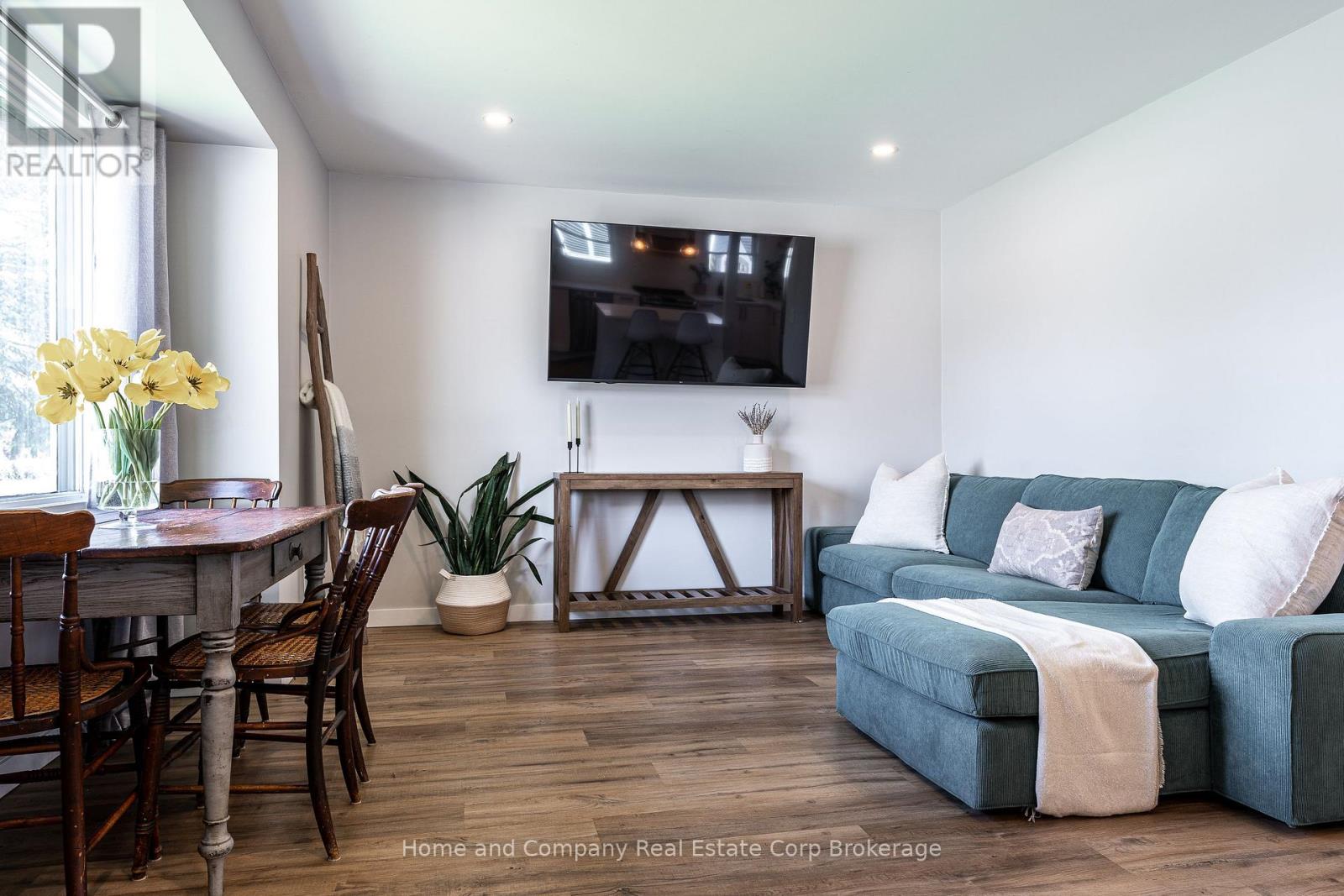 577 Albert Street, Stratford, Ontario  N5A 3L6 - Photo 5 - X13247246
