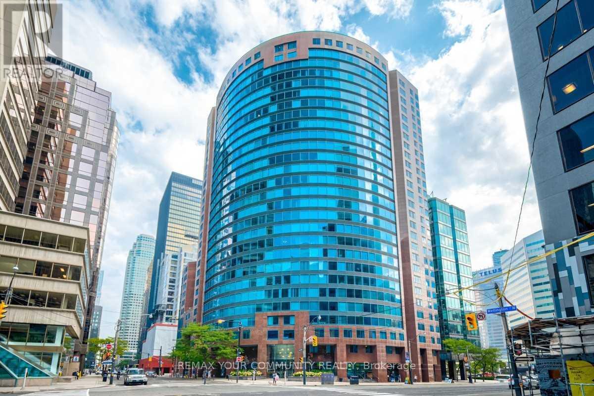1504 - 33 UNIVERSITY AVENUE, Toronto, Ontario