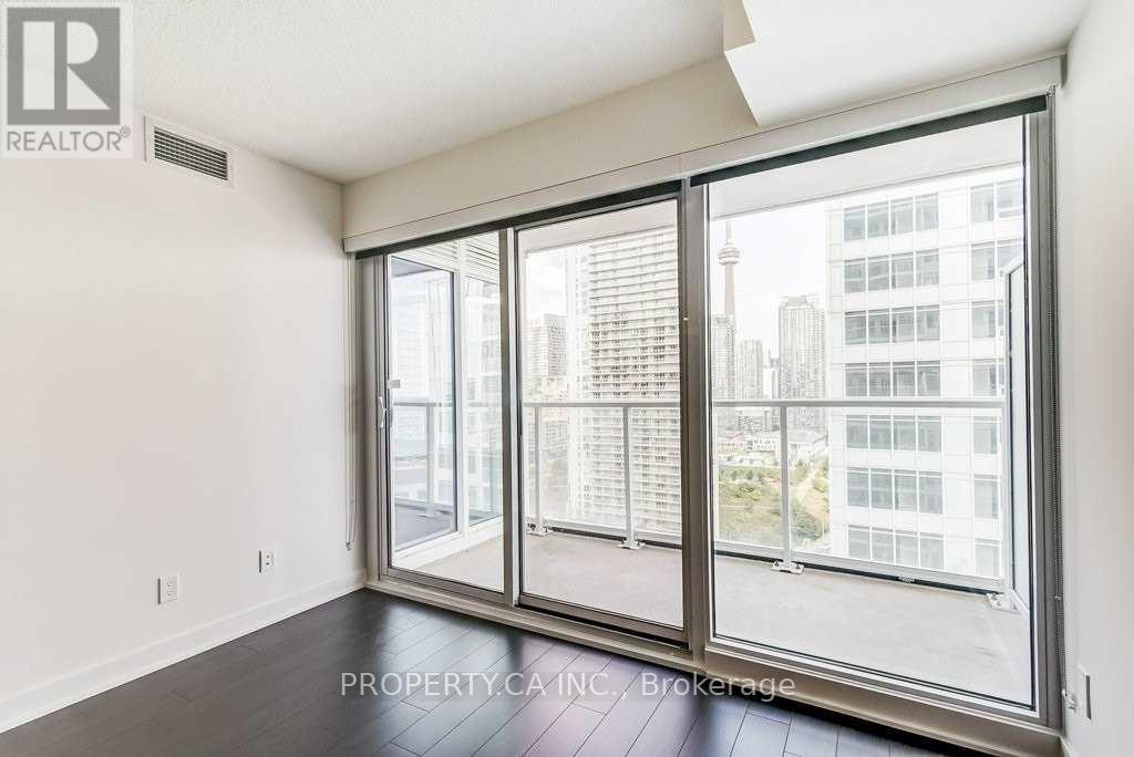 2309 - 19 Bathurst Street, Toronto, Ontario  M5V 0N2 - Photo 15 - C13246954