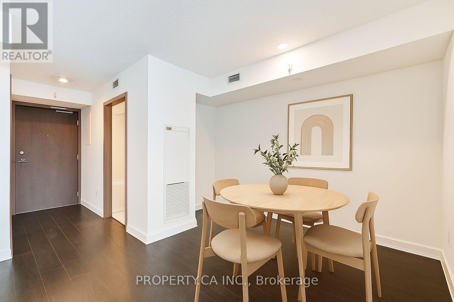 2309 - 19 Bathurst Street, Toronto, Ontario  M5V 0N2 - Photo 3 - C13246954