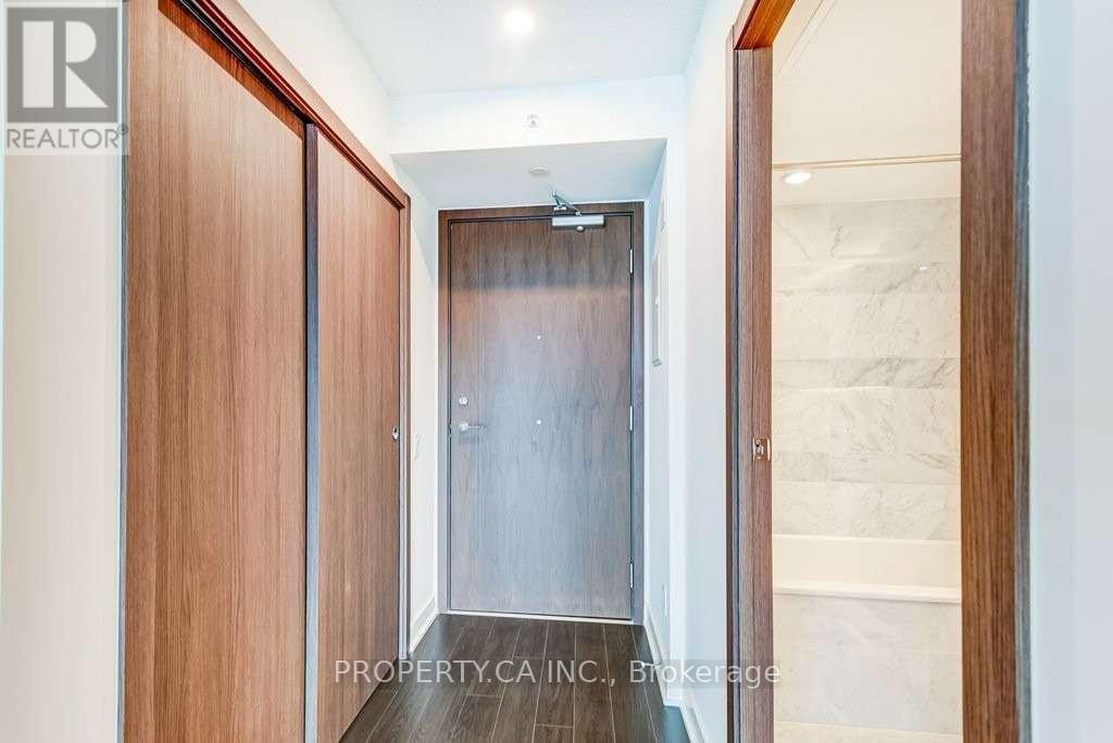 2309 - 19 Bathurst Street, Toronto, Ontario  M5V 0N2 - Photo 7 - C13246954