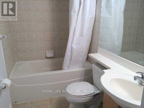 809 - 763 Bay Street, Toronto, Ontario  M5G 2R3 - Photo 11 - C13247088