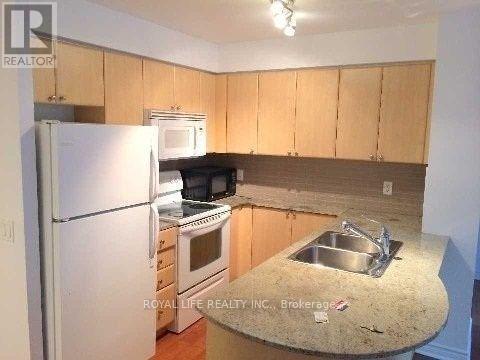 809 - 763 Bay Street, Toronto, Ontario  M5G 2R3 - Photo 6 - C13247088