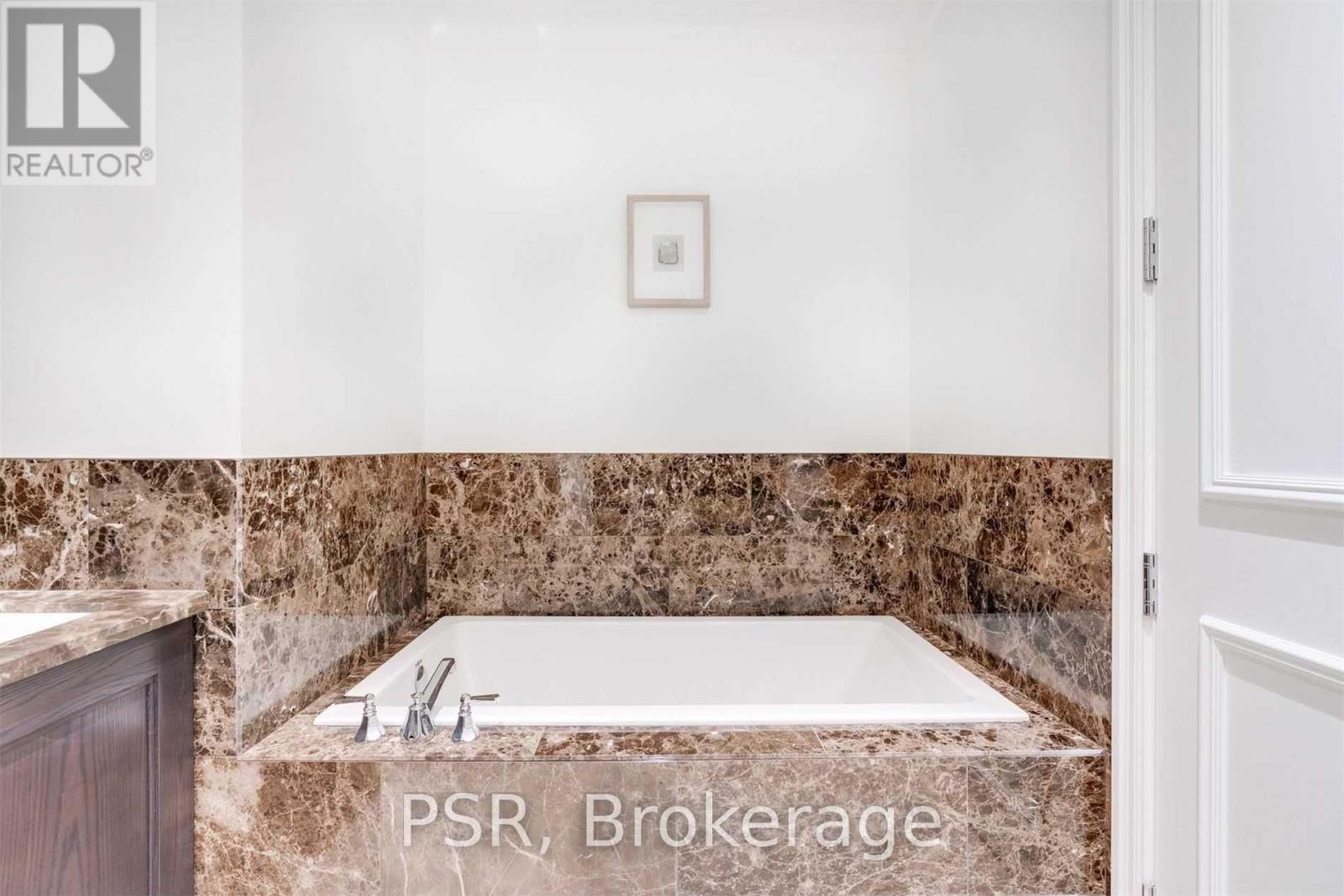 3702 - 311 Bay Street, Toronto, Ontario  M5H 4G5 - Photo 16 - C13247128