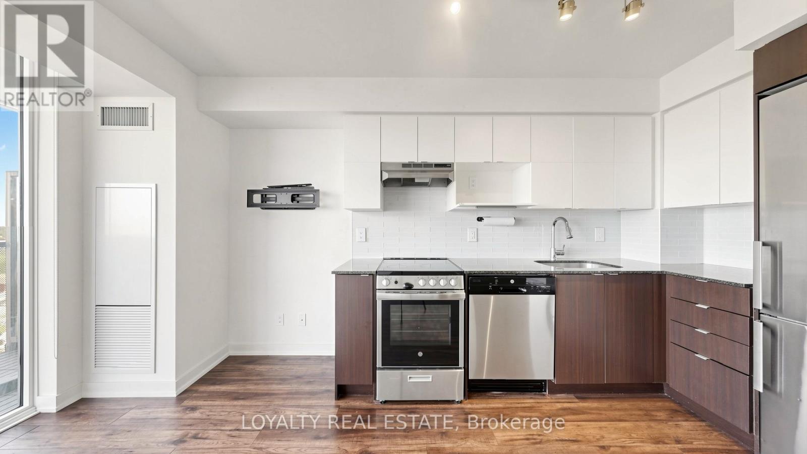 1207 - 120 Varna Drive, Toronto, Ontario  M6A 0B3 - Photo 20 - C13247260