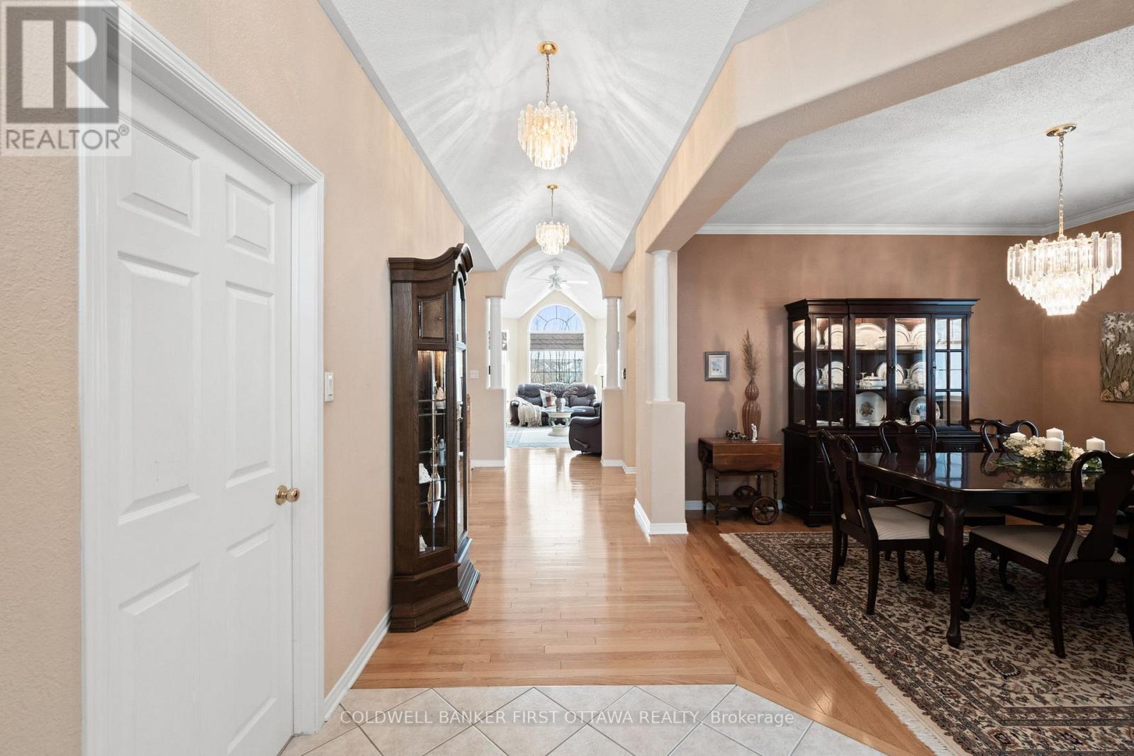 19 Fencerow Way, Ottawa, Ontario  K2J 4X8 - Photo 8 - X13246988