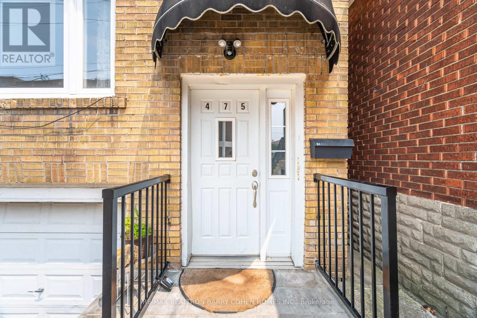 2 Main - 475 Winona Drive, Toronto, Ontario  M6C 3V2 - Photo 4 - C13247266