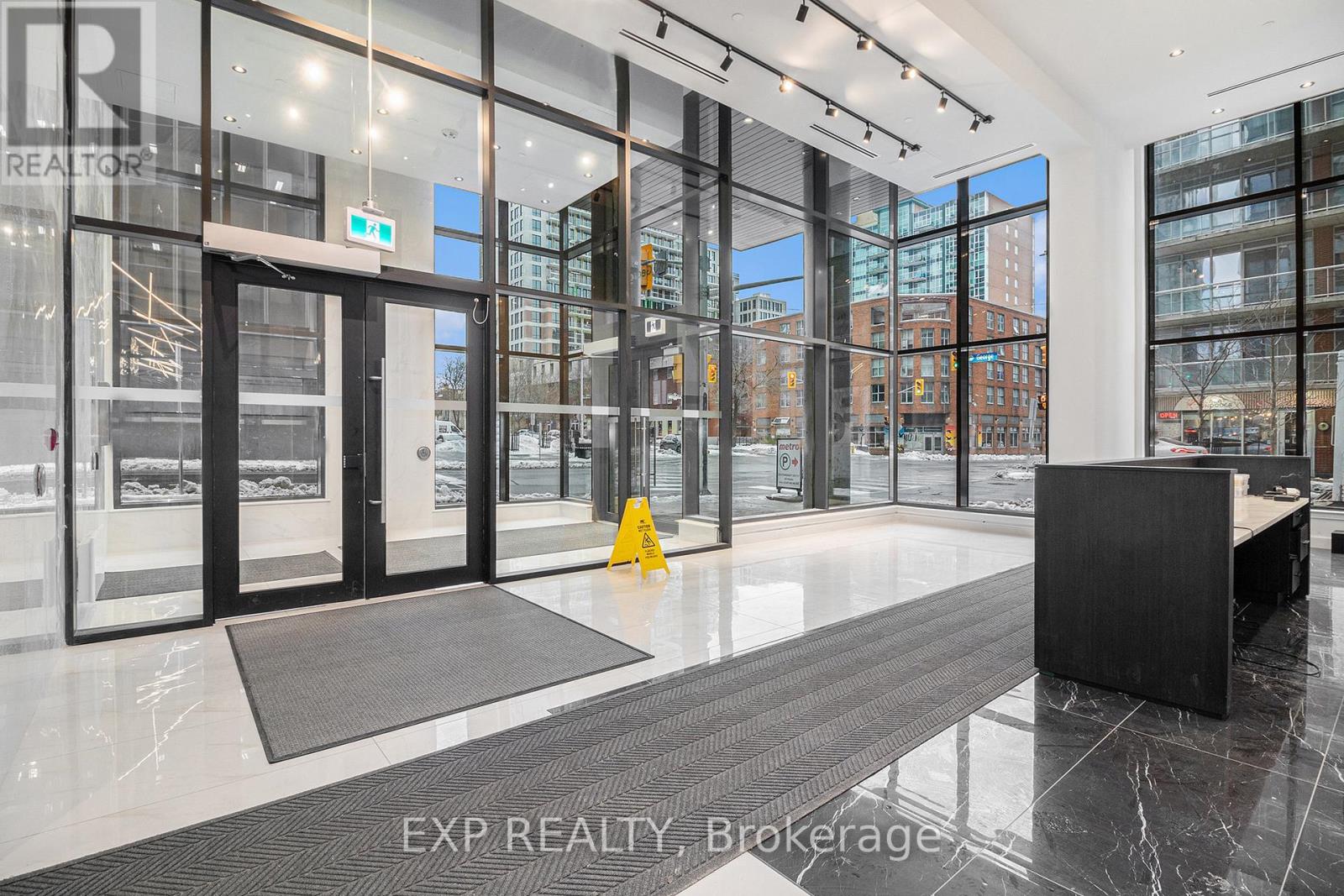 1301 - 180 George Street, Ottawa, Ontario  K1N 0G8 - Photo 3 - X13247146