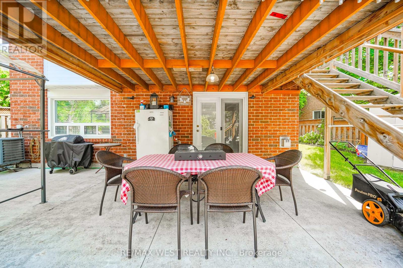 5581 Wheatland Court, Mississauga, Ontario  L5V 2E4 - Photo 14 - W12867148