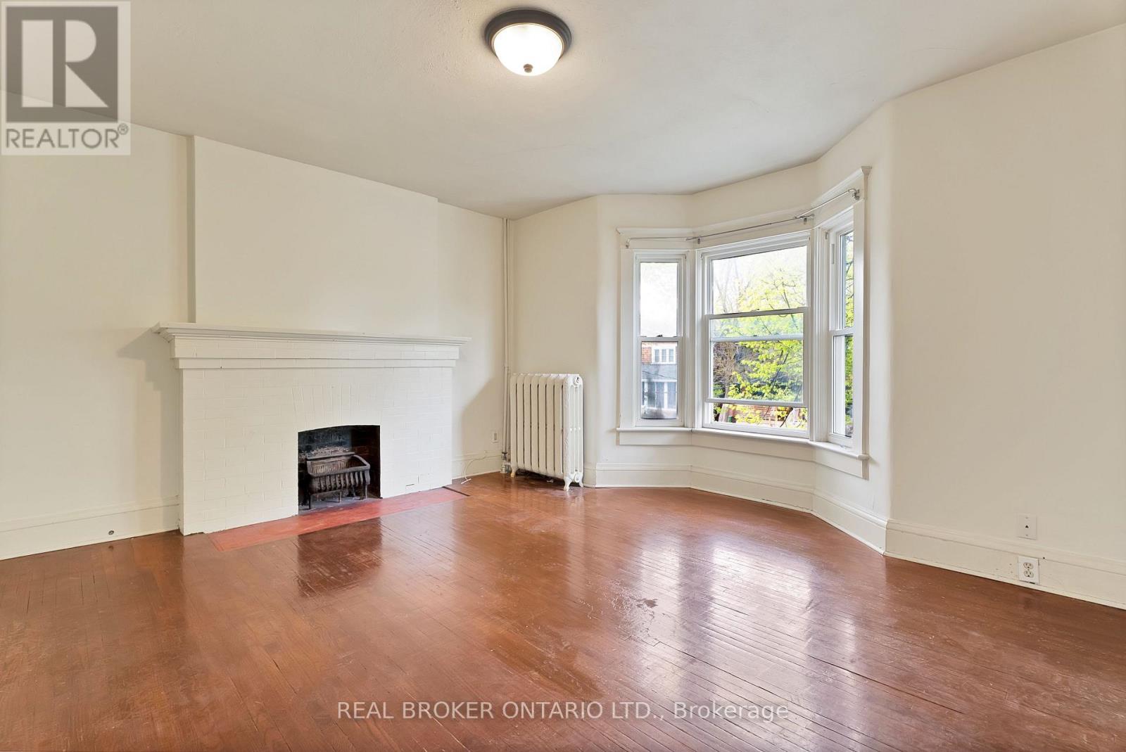 Main - 25 Dixon Avenue, Toronto, Ontario  M4L 1N2 - Photo 22 - E13246960