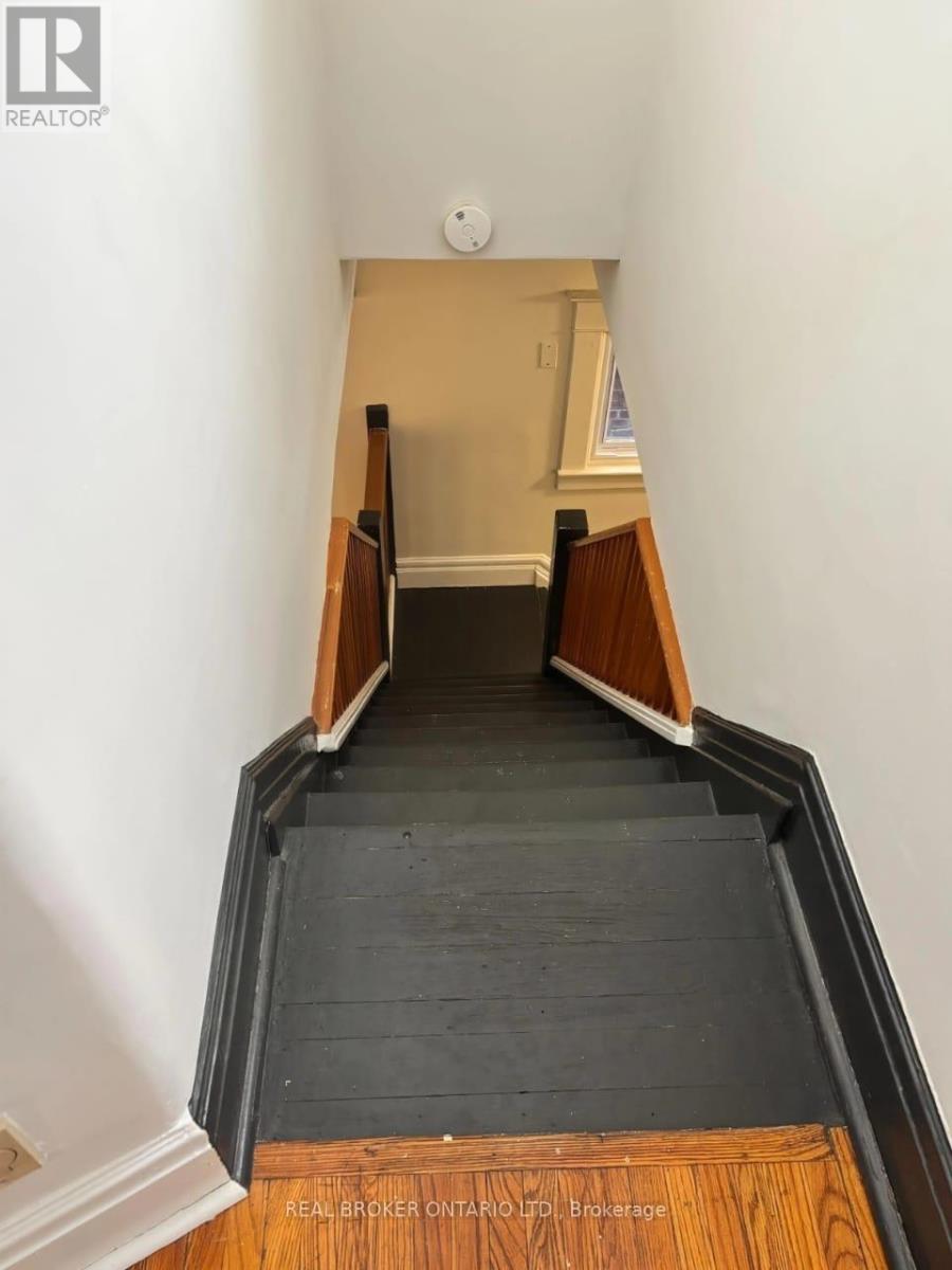 Main - 25 Dixon Avenue, Toronto, Ontario  M4L 1N2 - Photo 28 - E13246960