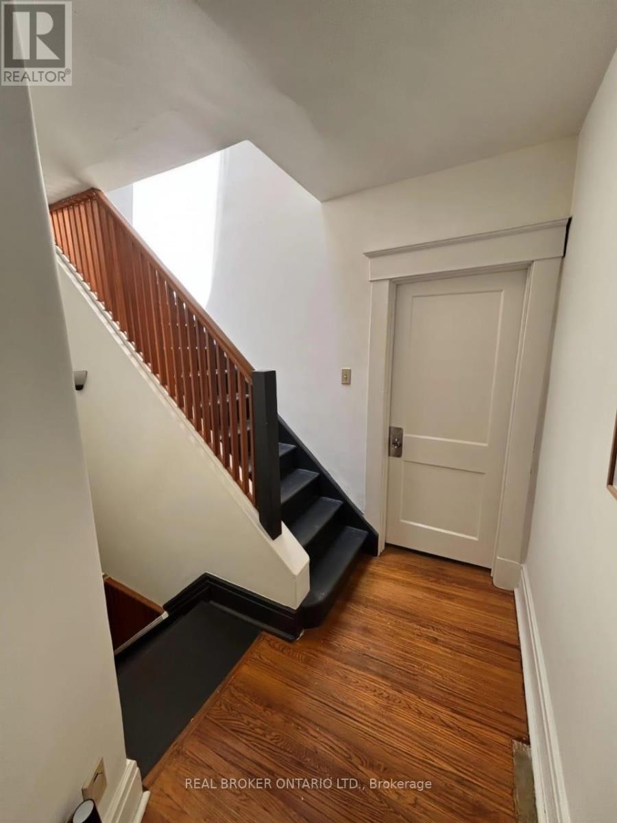 Main - 25 Dixon Avenue, Toronto, Ontario  M4L 1N2 - Photo 30 - E13246960