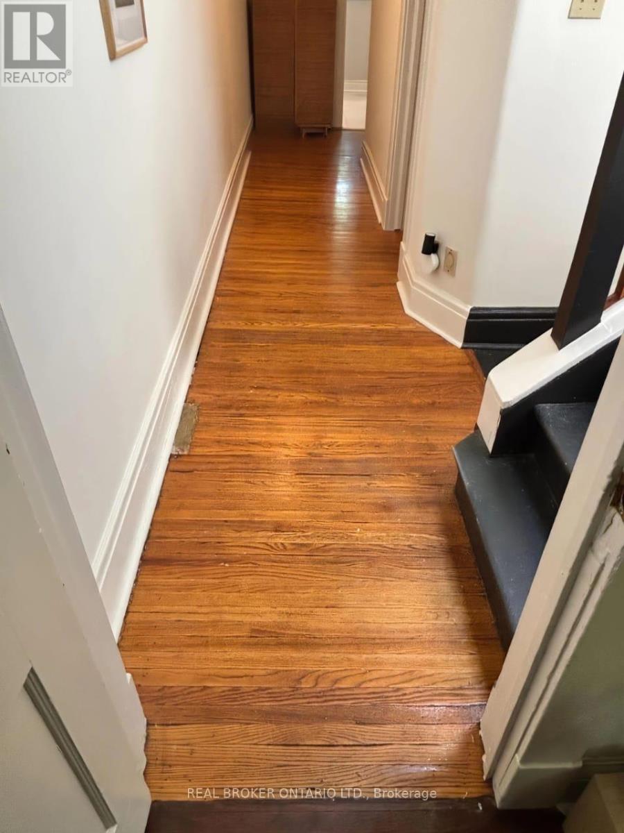 Main - 25 Dixon Avenue, Toronto, Ontario  M4L 1N2 - Photo 31 - E13246960