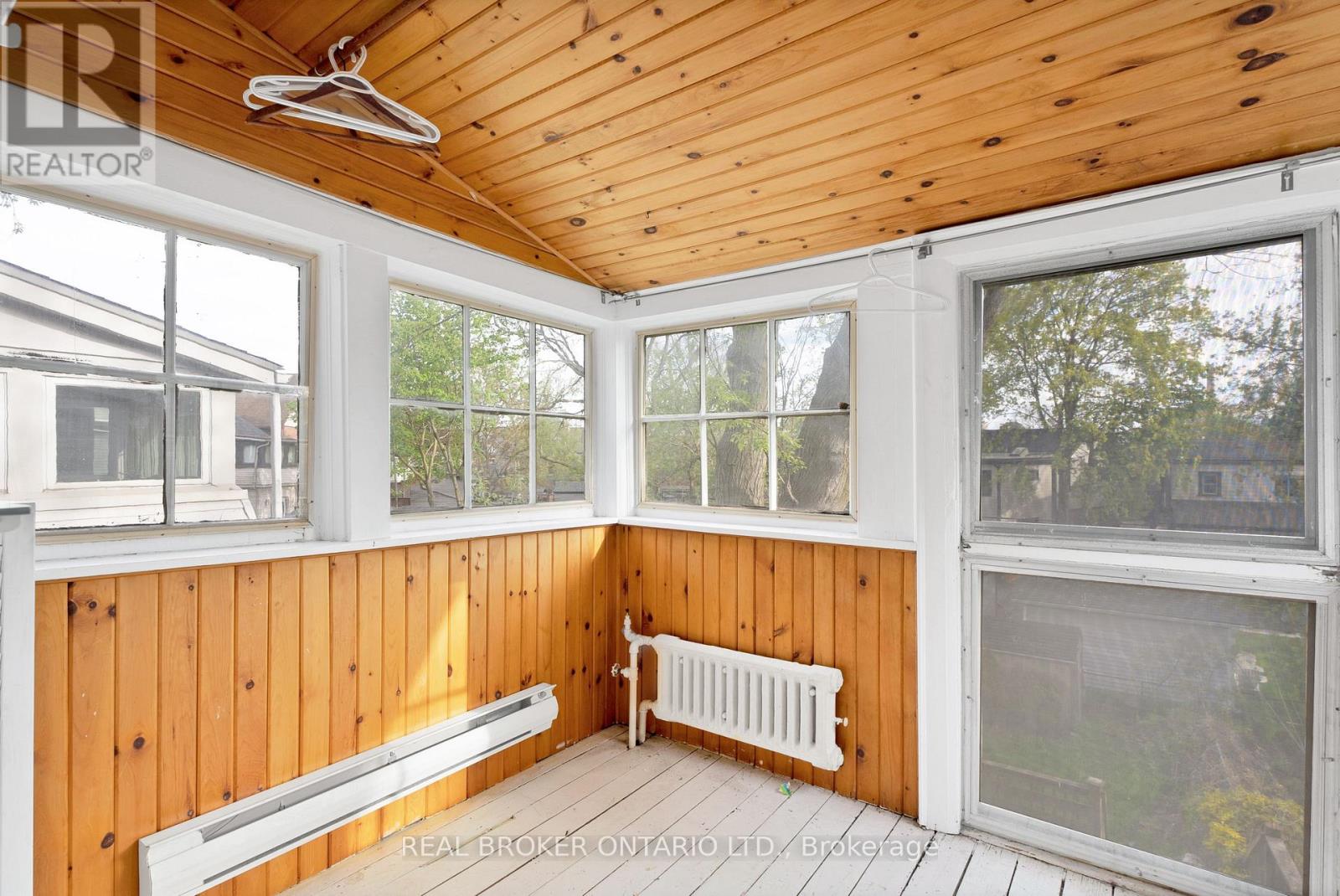 Main - 25 Dixon Avenue, Toronto, Ontario  M4L 1N2 - Photo 35 - E13246960