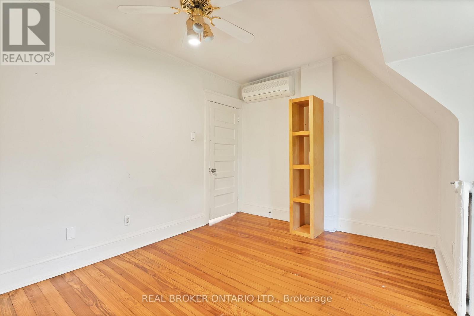 Main - 25 Dixon Avenue, Toronto, Ontario  M4L 1N2 - Photo 38 - E13246960