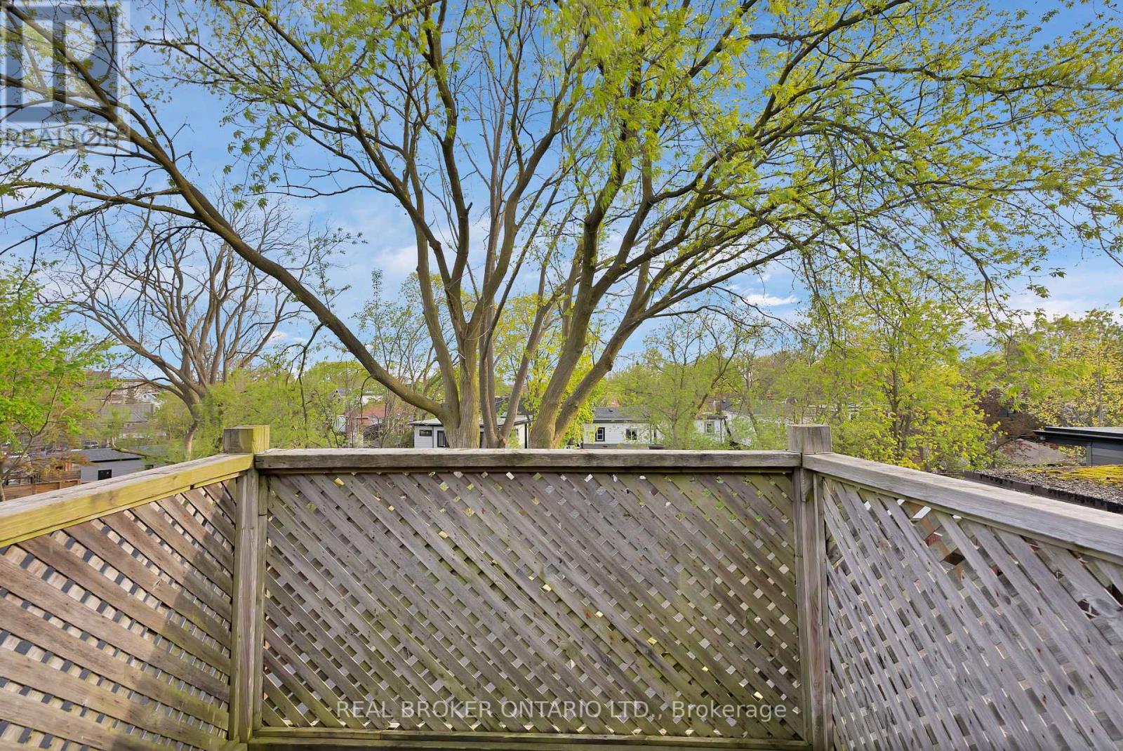 Main - 25 Dixon Avenue, Toronto, Ontario  M4L 1N2 - Photo 42 - E13246960