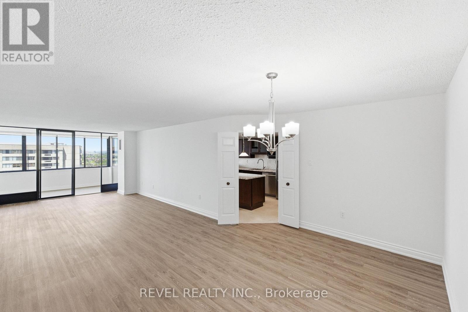 Ph06 - 2330 Bridletowne Circle, Toronto, Ontario  M1W 3P6 - Photo 5 - E13247022