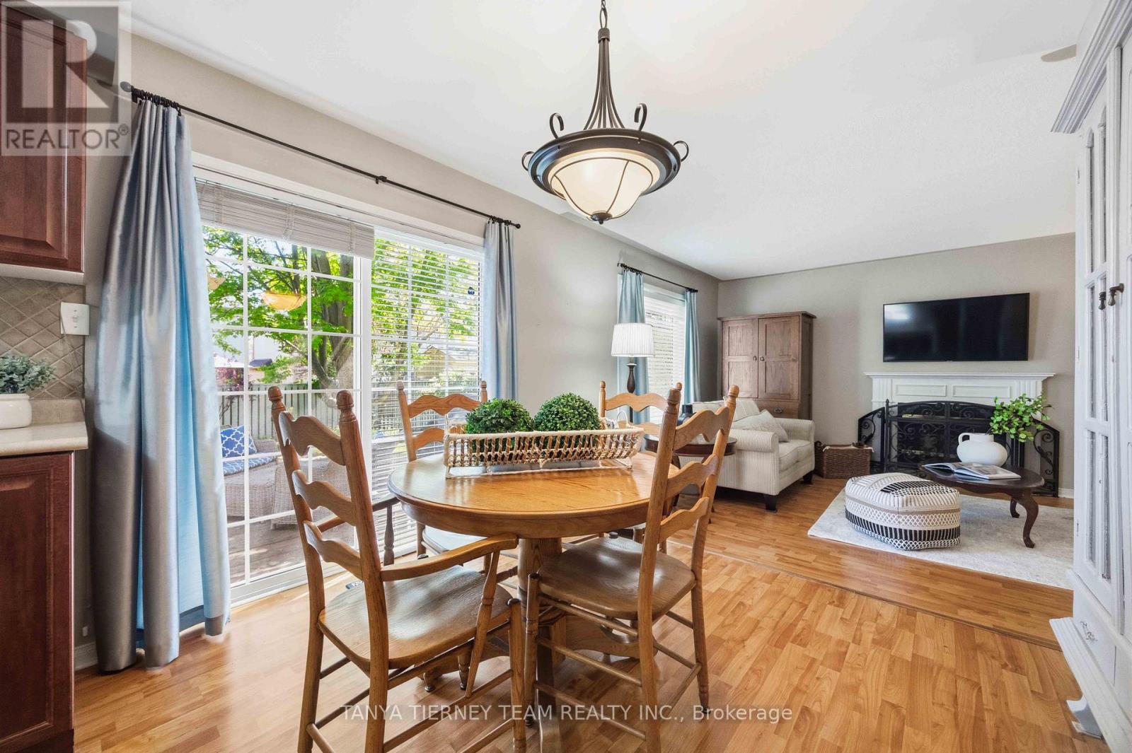 17 Robert Attersley Drive E, Whitby, Ontario  L1R 3E3 - Photo 24 - E13247040