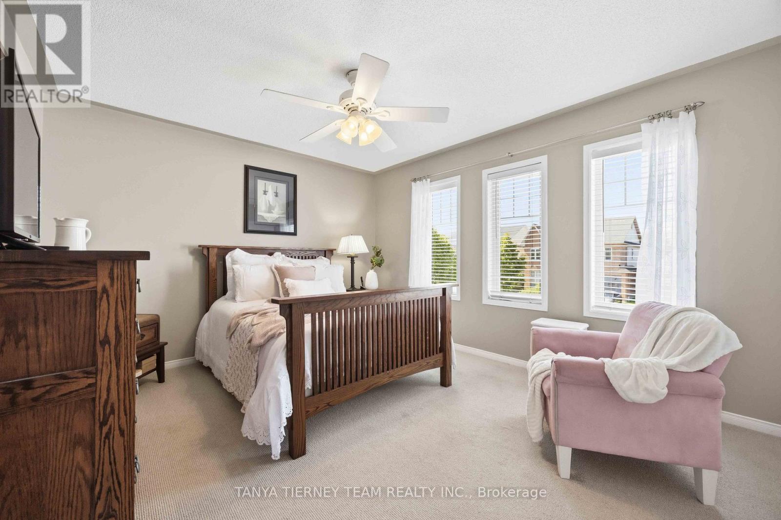 17 Robert Attersley Drive E, Whitby, Ontario  L1R 3E3 - Photo 41 - E13247040