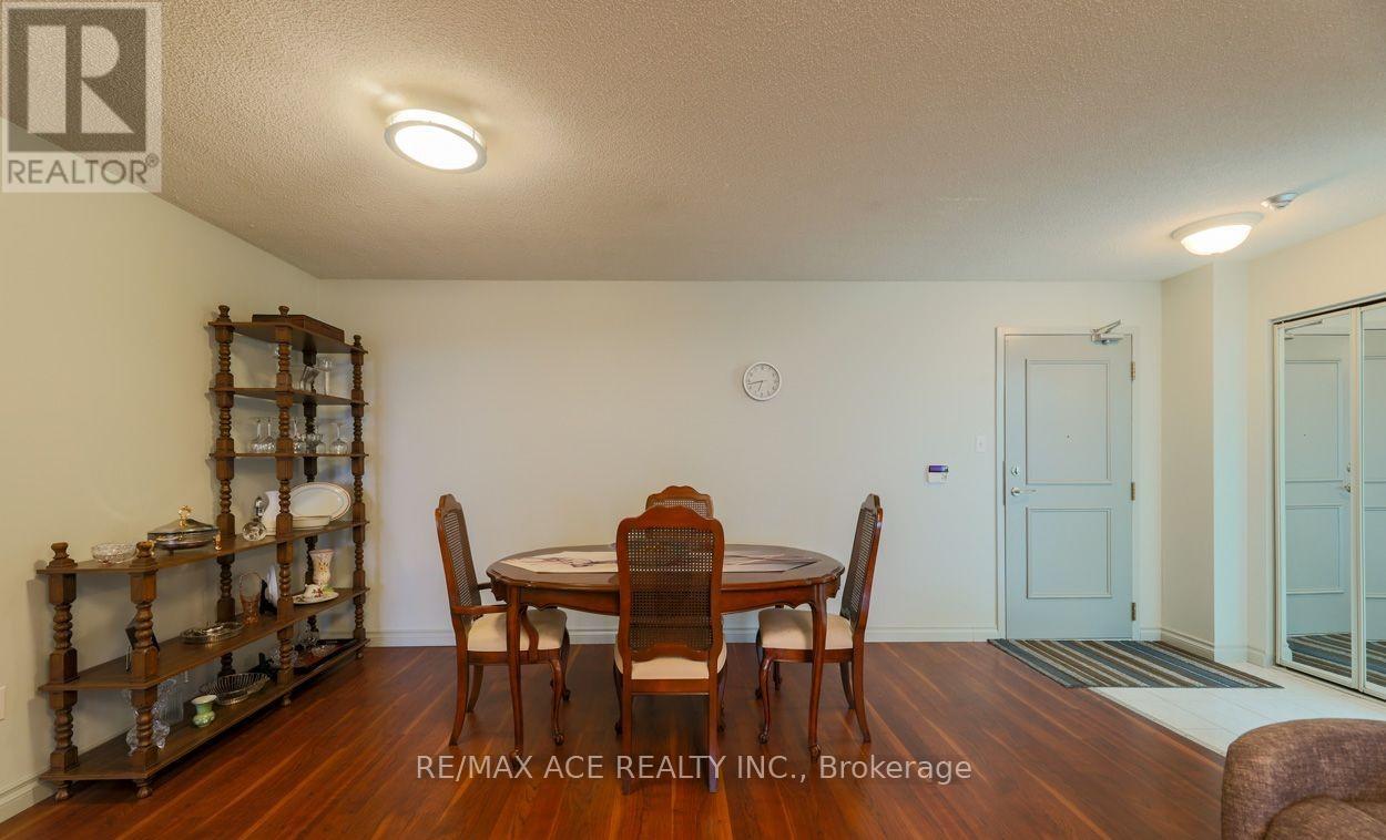 580 - 1 Greystone Walk Drive, Toronto, Ontario  M1K 5J3 - Photo 6 - E13247116