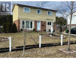 18 GEMSHAW CRESCENT, Toronto, Ontario