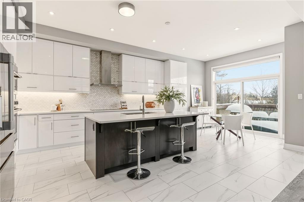 1456 Ford Strathy Crescent, Oakville, Ontario  L6H 3W9 - Photo 8 - 40837088