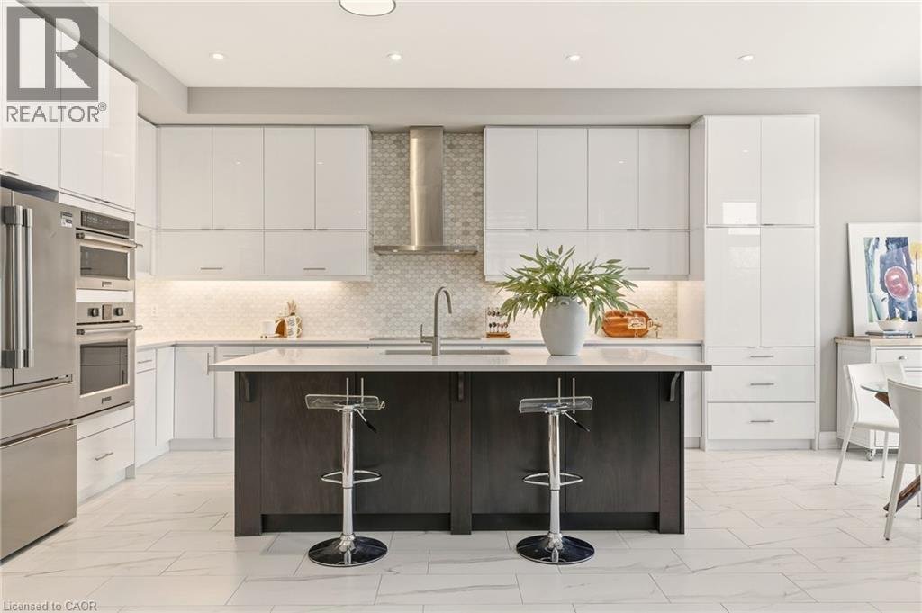 1456 Ford Strathy Crescent, Oakville, Ontario  L6H 3W9 - Photo 9 - 40837088