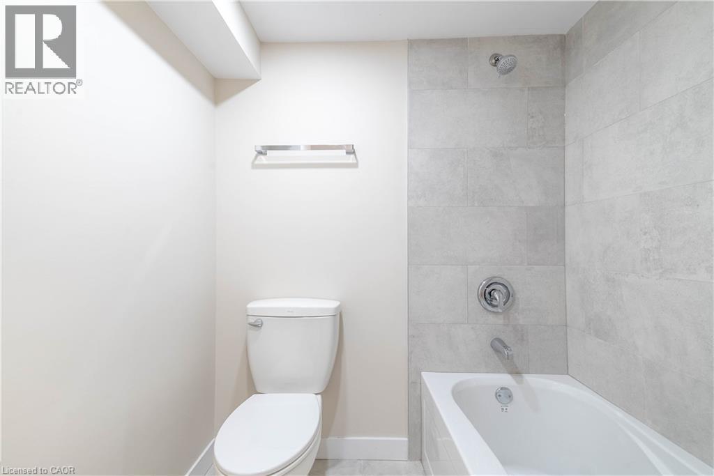 196 Upper Paradise Road Unit# 2, Hamilton, Ontario  L9C 5B9 - Photo 21 - 40836766