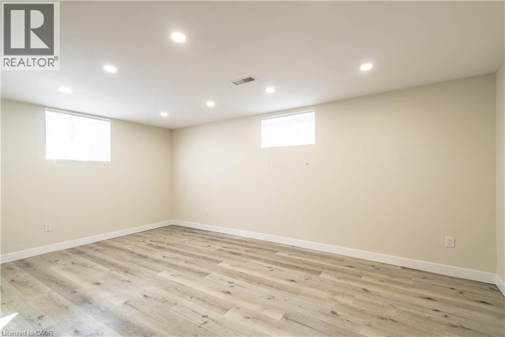 196 Upper Paradise Road Unit# 2, Hamilton, Ontario  L9C 5B9 - Photo 8 - 40836766