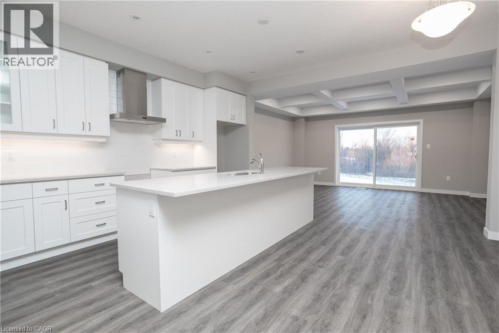 855 Robert Ferrie Drive, Kitchener, Ontario  N2R 0P2 - Photo 5 - 40835572