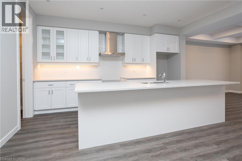 855 Robert Ferrie Drive, Kitchener, Ontario  N2R 0P2 - Photo 6 - 40835572