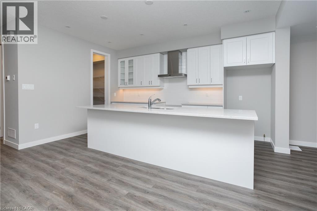 855 Robert Ferrie Drive, Kitchener, Ontario  N2R 0P2 - Photo 7 - 40835572