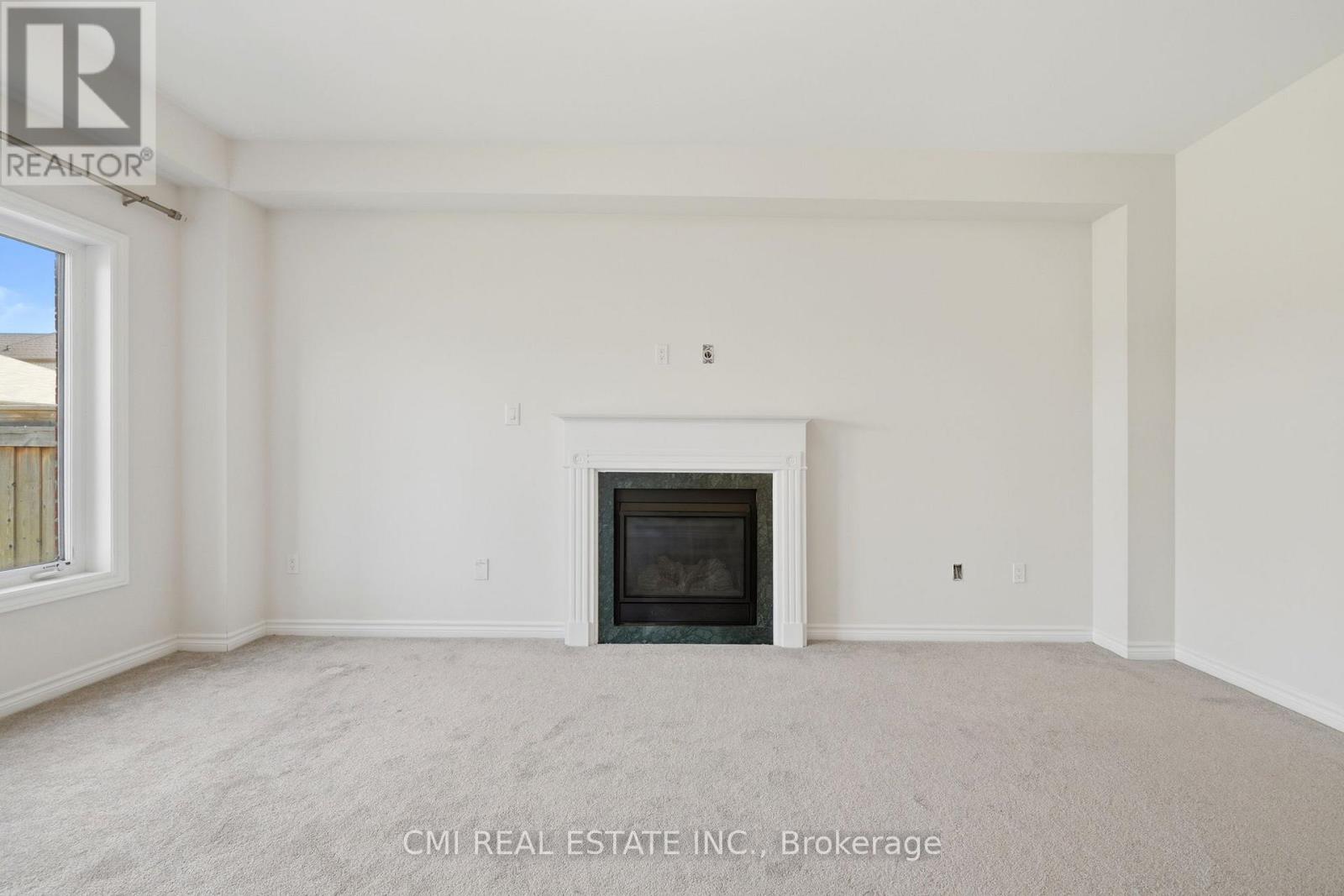 144 Gold Park Gate, Essa, Ontario  L3W 0L9 - Photo 13 - N13247010