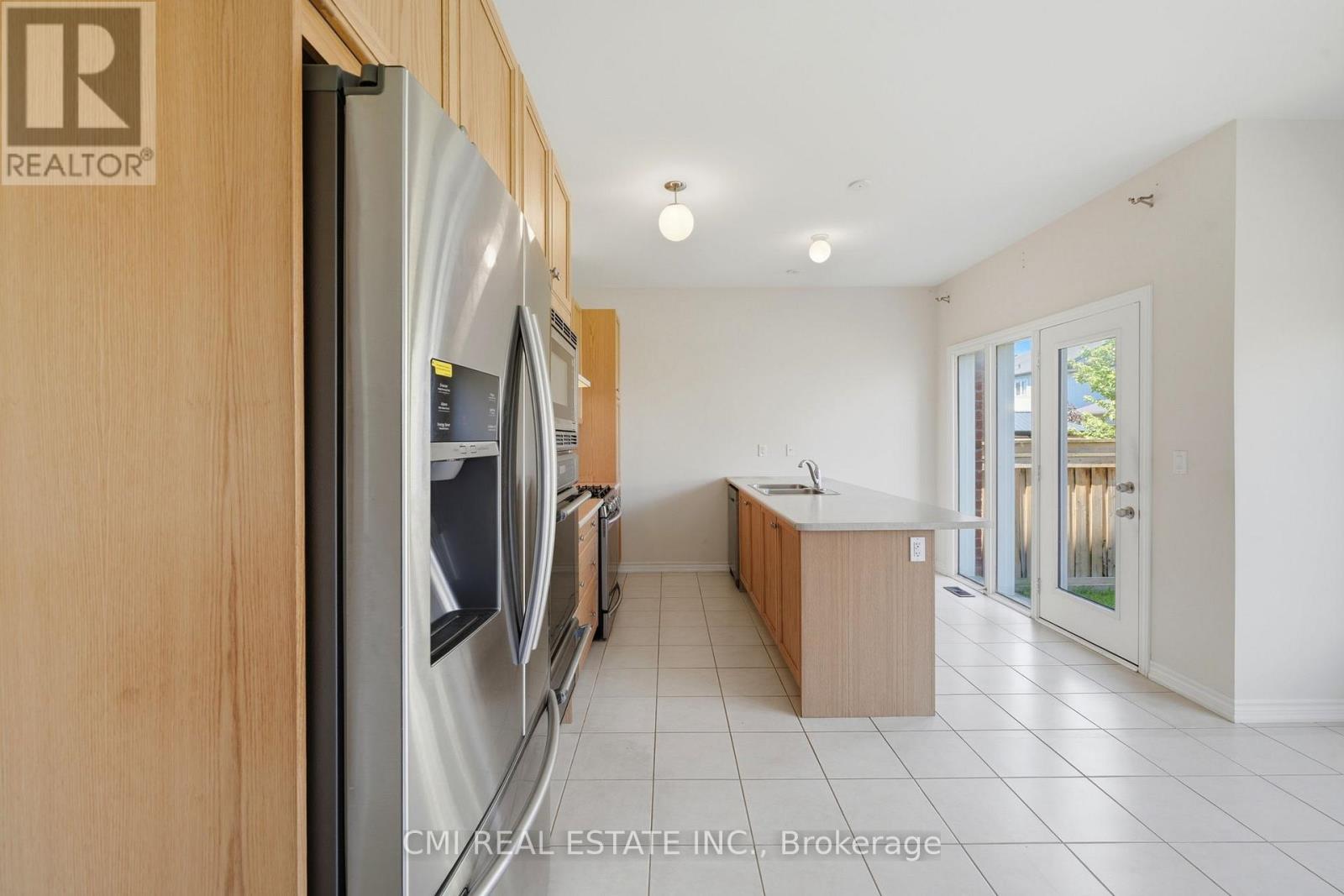 144 Gold Park Gate, Essa, Ontario  L3W 0L9 - Photo 16 - N13247010