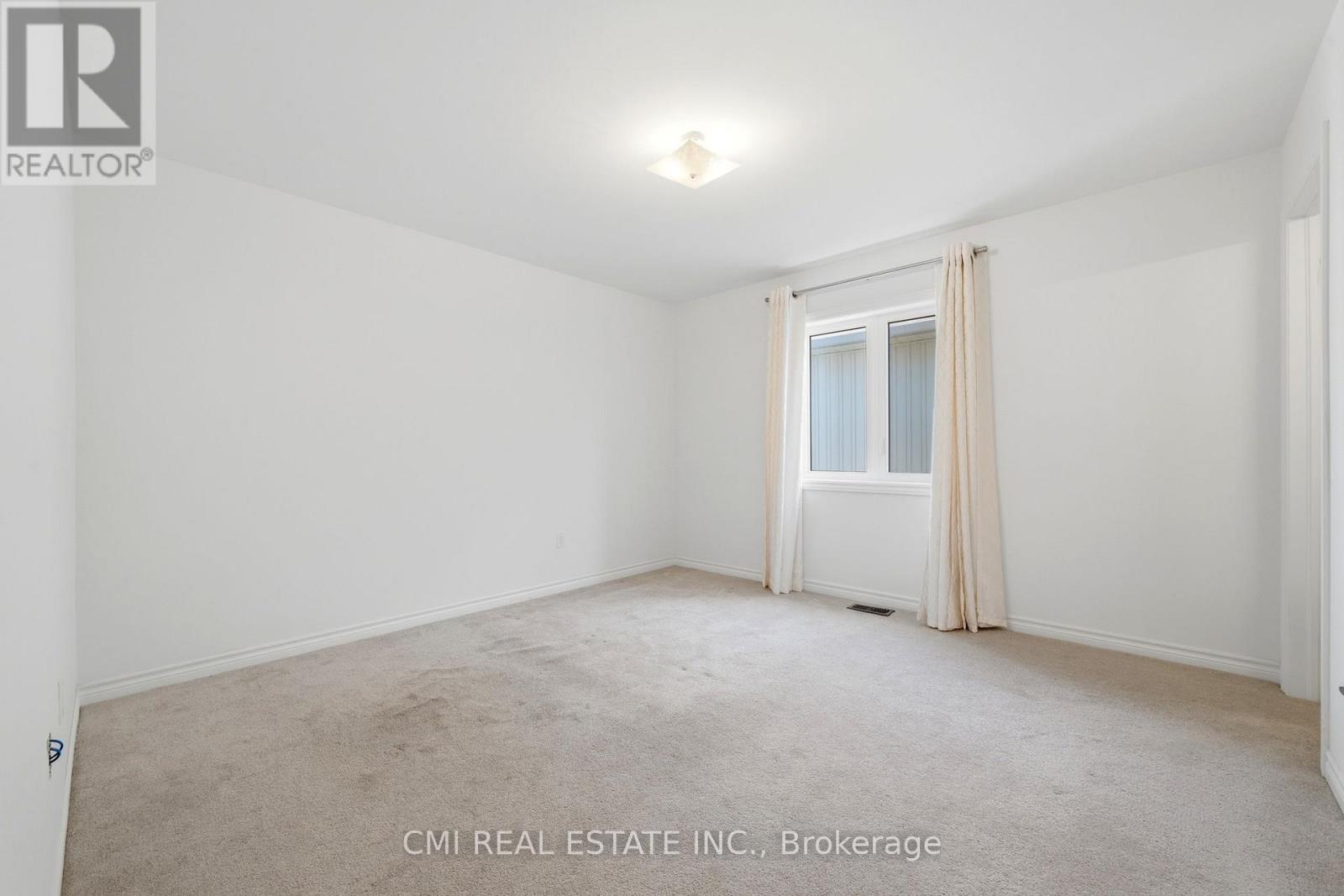 144 Gold Park Gate, Essa, Ontario  L3W 0L9 - Photo 28 - N13247010