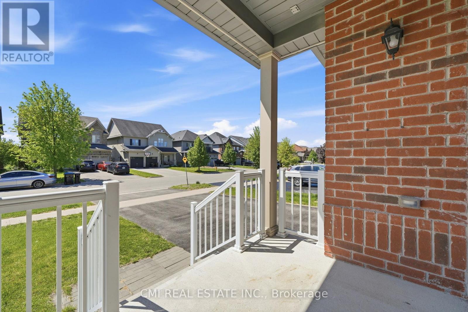 144 Gold Park Gate, Essa, Ontario  L3W 0L9 - Photo 5 - N13247010
