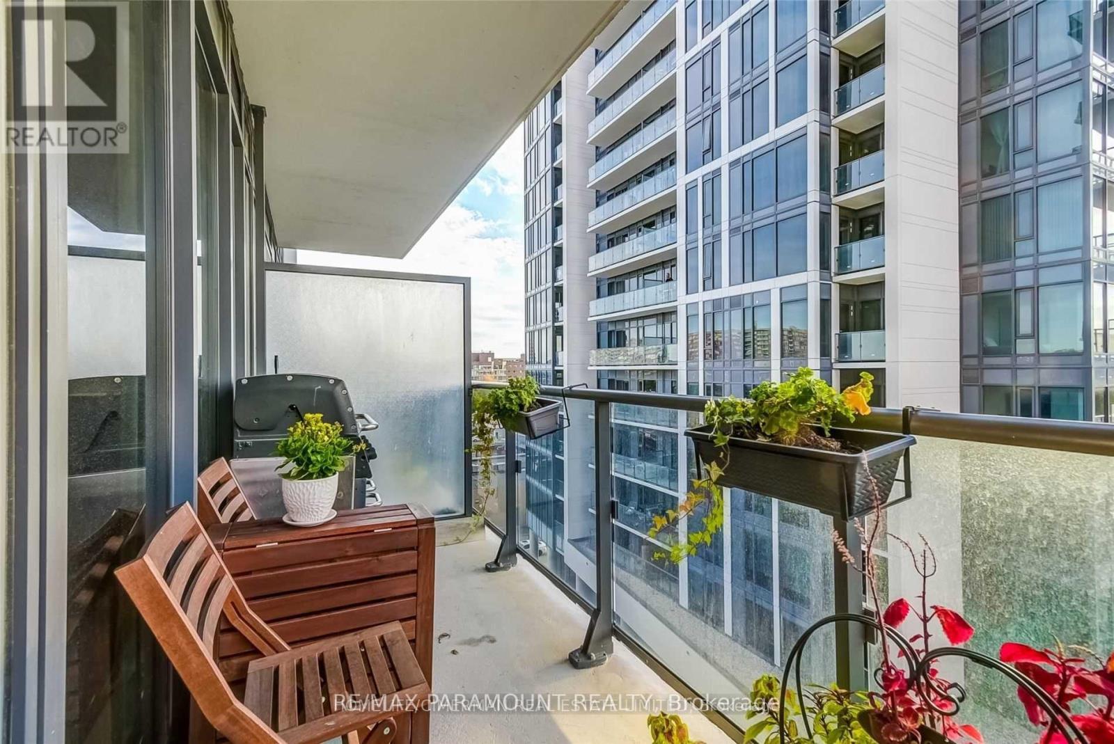 706b - 9600 Yonge Street, Richmond Hill, Ontario  L4C 0X3 - Photo 14 - N13247064