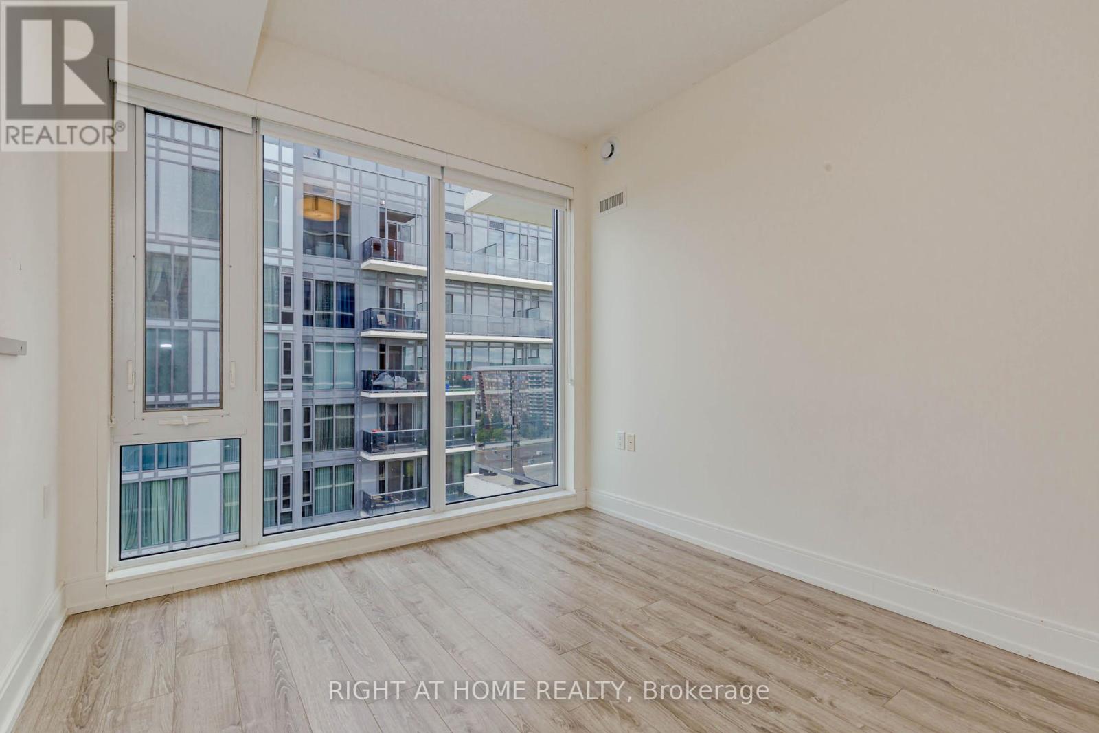 1603 - 9608 Yonge Street, Richmond Hill, Ontario  L4C 0X4 - Photo 24 - N13247168