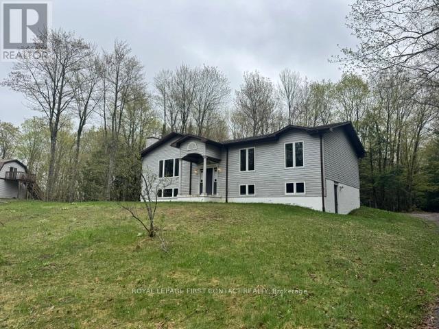 1518 Lone Pine Drive, Bracebridge, Ontario  P1L 1X4 - Photo 2 - X13169260