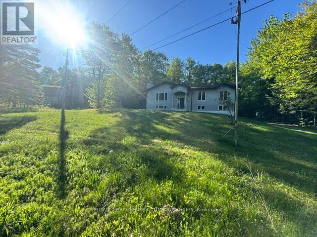 1518 Lone Pine Drive, Bracebridge, Ontario  P1L 1X4 - Photo 3 - X13169260