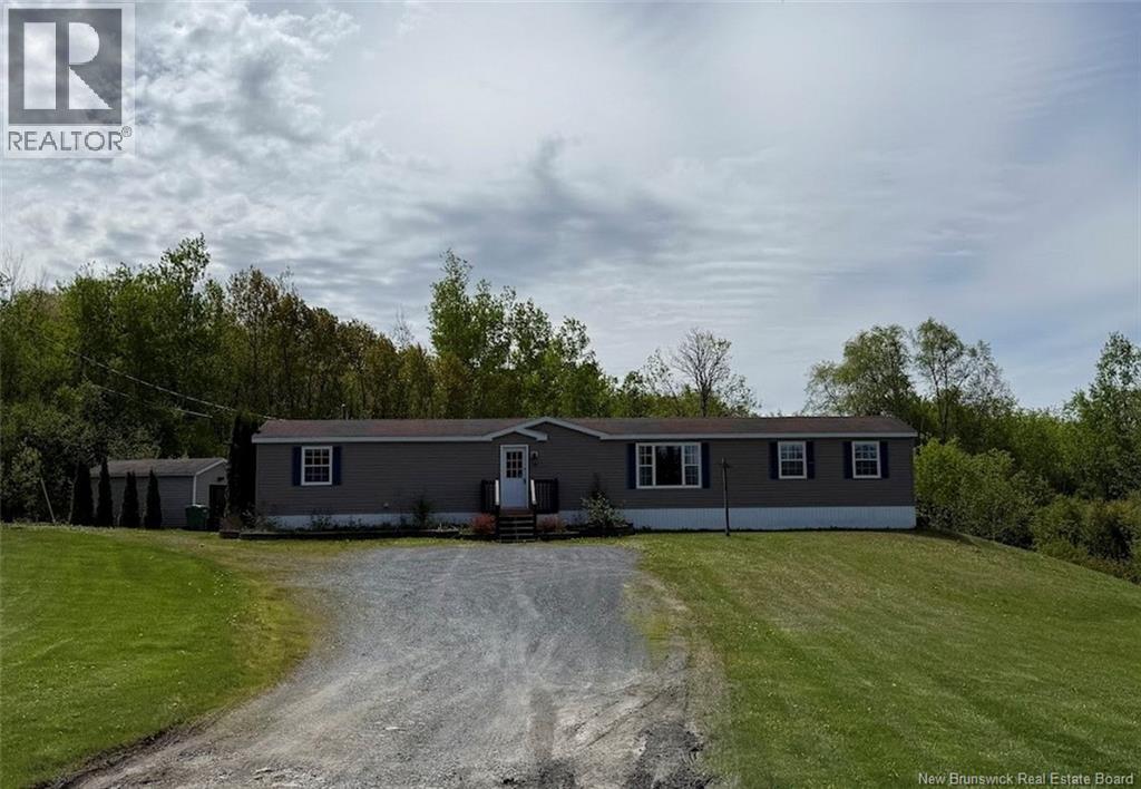 678 Toussaint Road, Edmundston, New Brunswick  E7B 2T8 - Photo 1 - NB141039