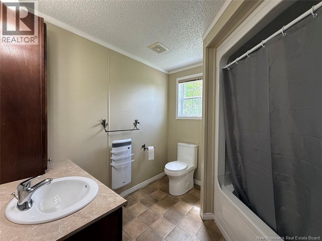 678 Toussaint Road, Edmundston, New Brunswick  E7B 2T8 - Photo 11 - NB141039